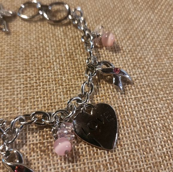 Cookie Lee Women's Official Breast Cancer 🎀 Charm Bracelet ✨️ NWOT - Picture 10 of 10
